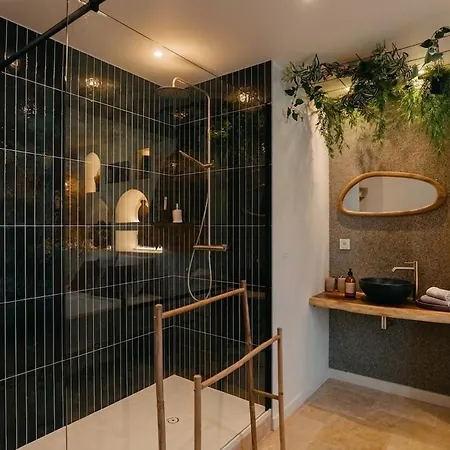 Uluwatu - Spa, Cinema & Ambiance Tropicale Daire Nantes